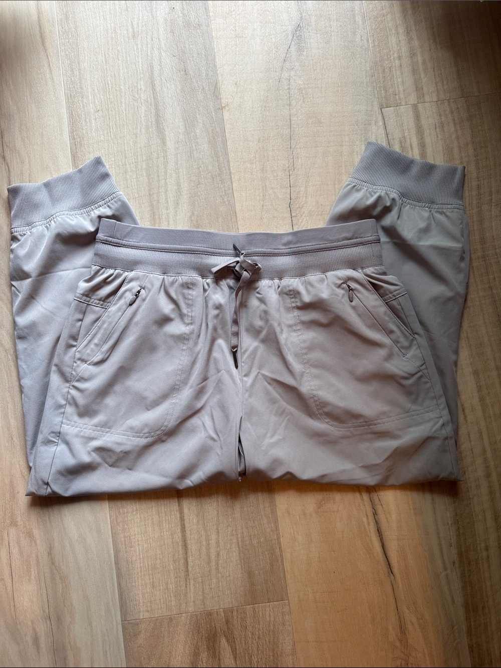 Kyodan Light Taupe Women's Drawstring Jogger Capris